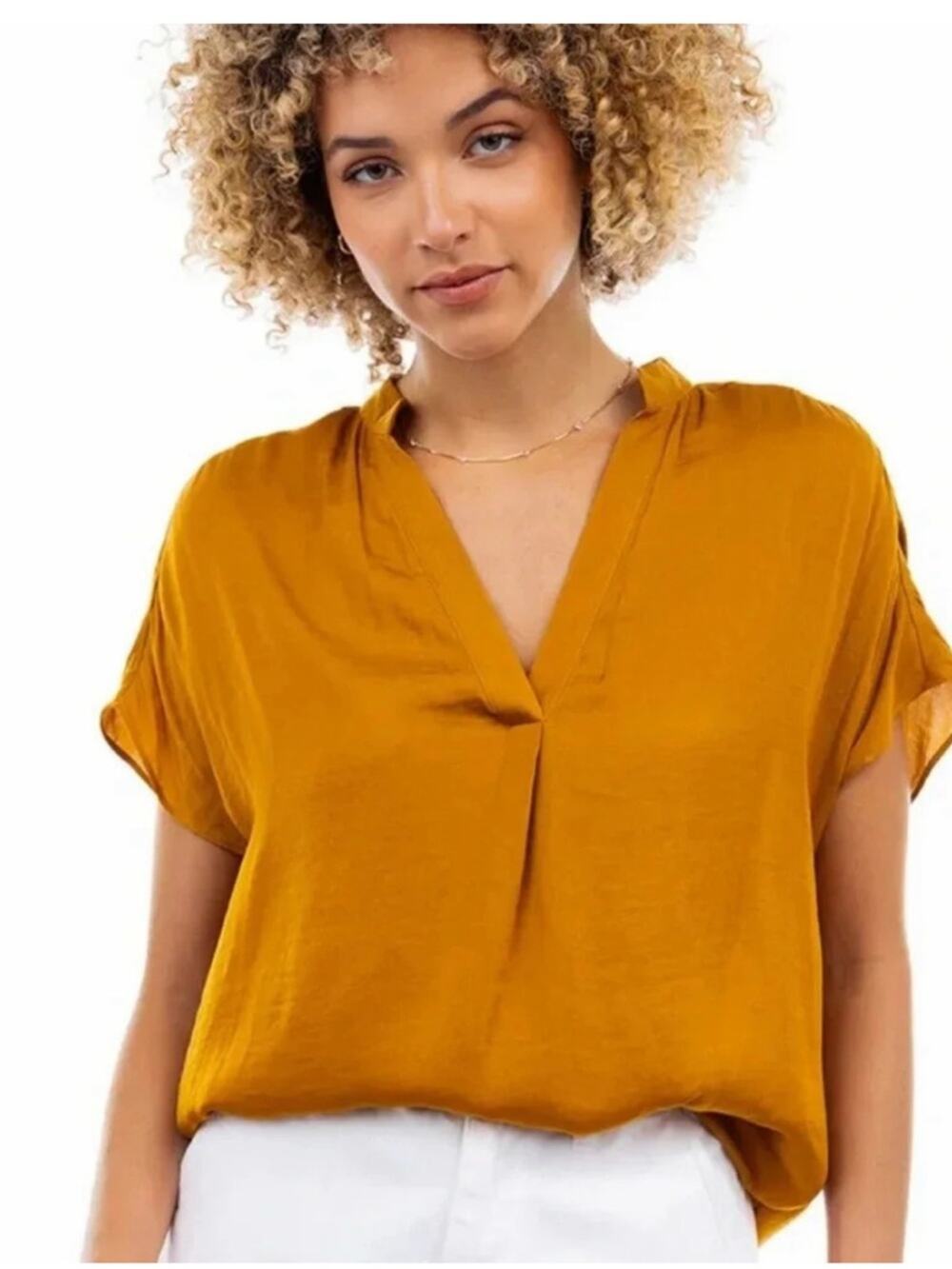 Maison d’ Amelie Silky Classic Top